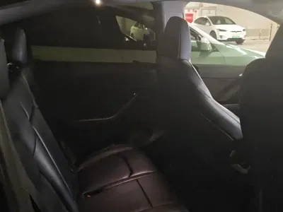 Tesla Model Y 2022, 161000 км, за 18164.74 USD