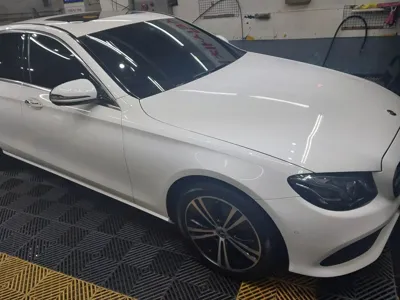 Mercedes-Benz E-Class 2020, 68000 км, за 19364.58 USD