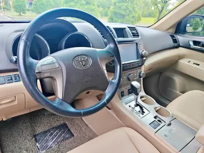 Toyota Highlander 2010, 130000 км, за 3604.99 USD - фото 11