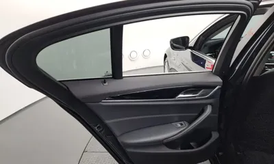 BMW 5-Series 2019, 38984 км, за 18331.92 USD - фото 25