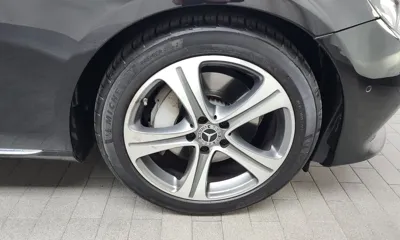 Mercedes-Benz E-Class 2019, 96572 км, за 17839.44 USD