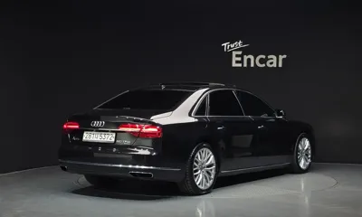 Audi A8 2015, 139864 км, за 14476.48 USD