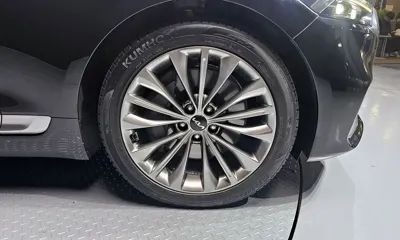 Kia K9 2022, 61577 км, за 22333.15 USD