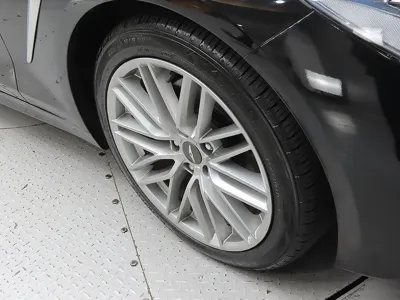 Genesis G70 2020, 91717 км, за 12312.71 USD