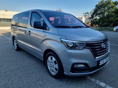 Hyundai Starex 2018, 132800 км, за 8089.05 USD