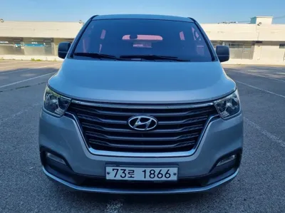 Hyundai Starex 2018, 132800 км, за 8089.05 USD
