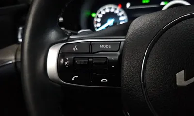 Kia K5 2022, 117738 км, за 11009.78 USD - фото 30