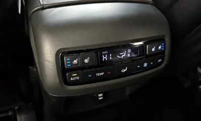 Hyundai Palisade 2021, 128873 км, за 15989.43 USD - фото 18