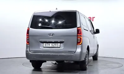 Hyundai Starex 2017, 288738 км, за 3298.52 USD