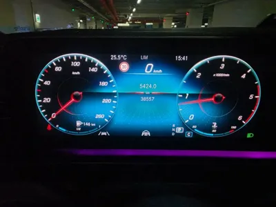Mercedes-Benz GLE-Class 2023, 38557 км, за 53170.54 USD - фото 18
