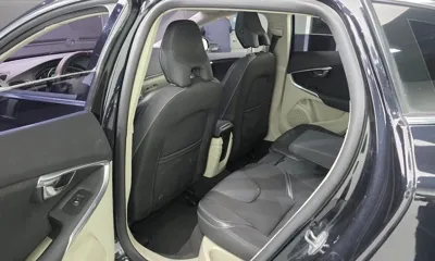 Volvo V40 2014, 147323 км, за 1962.72 USD - фото 11