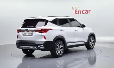 Kia Seltos 2020, 70302 км, за 11583.52 USD