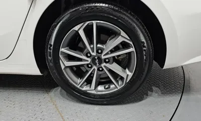 Kia K3 2024, 28231 км, за 13062.89 USD - фото 21