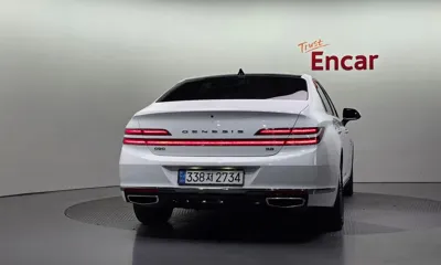 Genesis G90 2019, 106979 км, за 22004.72 USD