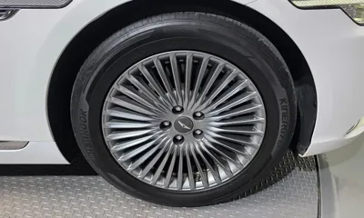 Genesis G90 2019, 106979 км, за 22004.72 USD