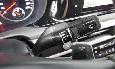 Kia K5 2022, 34370 км, за 20987.59 USD - фото 18