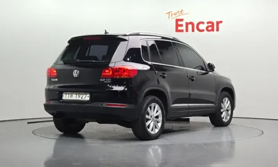 Volkswagen Tiguan 2015, 177489 км, за 4683.84 USD
