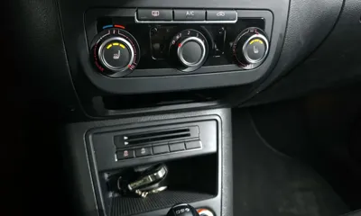 Volkswagen Tiguan 2015, 177489 км, за 4680.49 USD - фото 16
