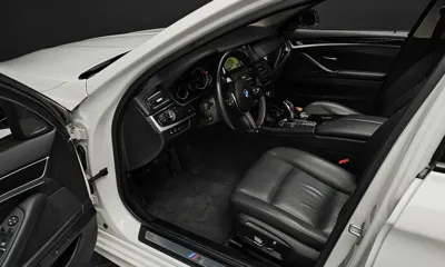 BMW 5-Series 2016, 88683 км, за 16836.76 USD - фото 11