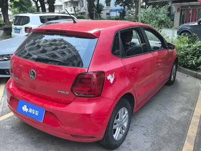 Volkswagen Polo 2016, 110800 км, за 3604.02 USD
