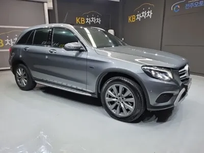 Mercedes-Benz GLC-Class 2019, 83000 км, за 18051.73 USD