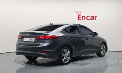 Hyundai Avante 2018, 113123 км, за 5542.55 USD