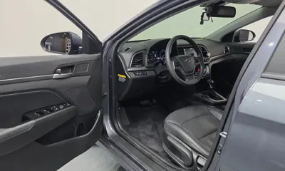 Hyundai Avante 2018, 113123 км, за 5538.58 USD - фото 10