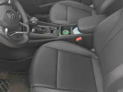 Skoda Karoq 2023, 20000 км, за 20512.37 USD