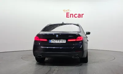 BMW 5-Series 2023, 41151 км, за 25827.79 USD