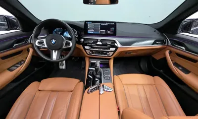 BMW 5-Series 2023, 41151 км, за 25827.79 USD - фото 7