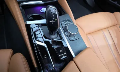BMW 5-Series 2023, 41151 км, за 25827.79 USD - фото 9