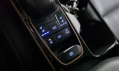 Hyundai Ioniq 2017, 110119 км, за 7085.74 USD - фото 17