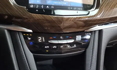 Cadillac XT6 2021, 32729 км, за 30189.05 USD - фото 32