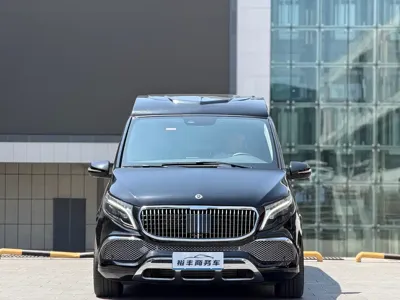 Mercedes-Benz V-Class 2024, 31000 км, за 62959.98 USD