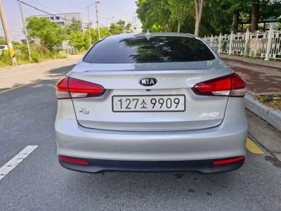 Kia K3 2018, 155000 км, за 5120.13 USD