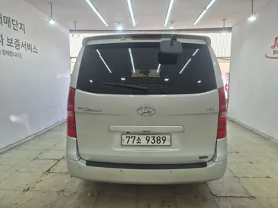 Hyundai Starex 2009, 58000 км, за 5629.13 USD