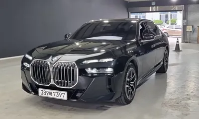BMW 7-Series 2024, 61914 км, за 56677.55 USD