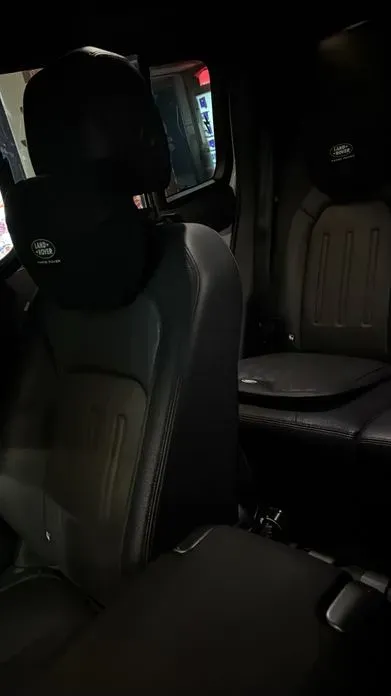 Land Rover Defender 2022, 39800 км, за 46884.14 USD - фото 8