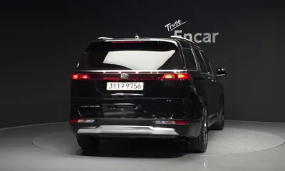 Kia Canival 2021, 84121 км, за 15960.92 USD