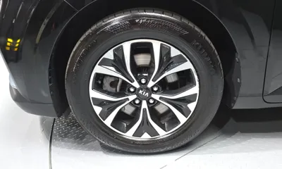 Kia Canival 2021, 84121 км, за 15960.92 USD