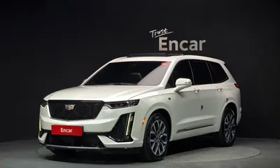 Cadillac XT6 · 2021 год