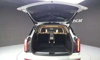 Cadillac XT6 2021, 60826 км, за 25561.4 USD - фото 17