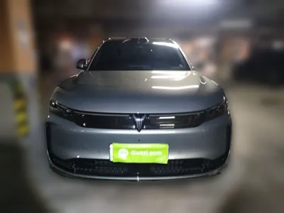 Voyah Free 2025, 6000 км, за 28309 USD