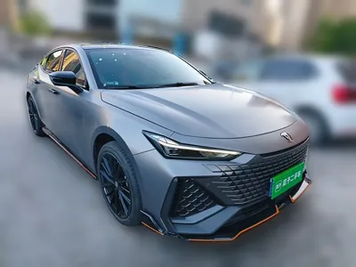 Changan UNI-V 2023, 24400 км, за 11910 USD
