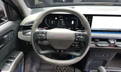 Kia EV9 2024, 50265 км, за 39812.68 USD - фото 13