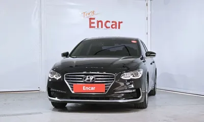 Hyundai Grandeur 2018, 71851 км, за 10927.14 USD