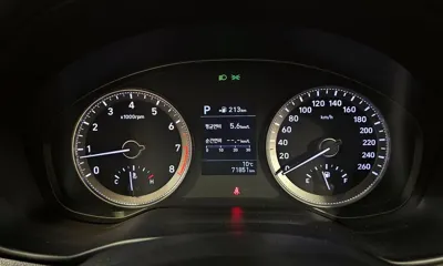 Hyundai Grandeur 2018, 71851 км, за 10927.14 USD - фото 8