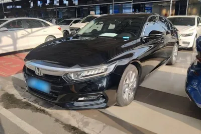 Honda Accord · 2018 год