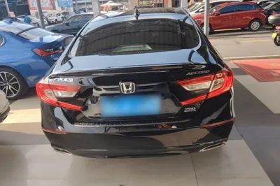 Honda Accord 2018, 72400 км, за 14354 USD