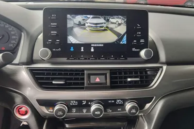 Honda Accord 2018, 72400 км, за 14354 USD - фото 15